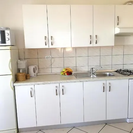 In With Sea View, Terrace, Air Conditioning, Wi-fi Apartment *