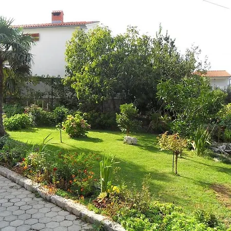 Apartment In With Sea View, Terrace, Air Conditioning, Wi-fi Murter